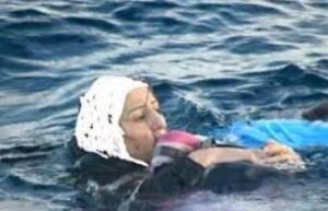 refugeeswiming